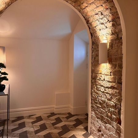 Luxurious 2 Bedroom Apartment With Sea View In Monkstown Blackrock  Extérieur photo